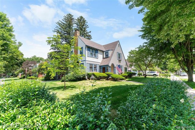 23760 Hudson Street, Dearborn, MI 48124