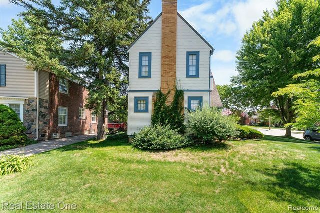 23760 Hudson Street, Dearborn, MI 48124
