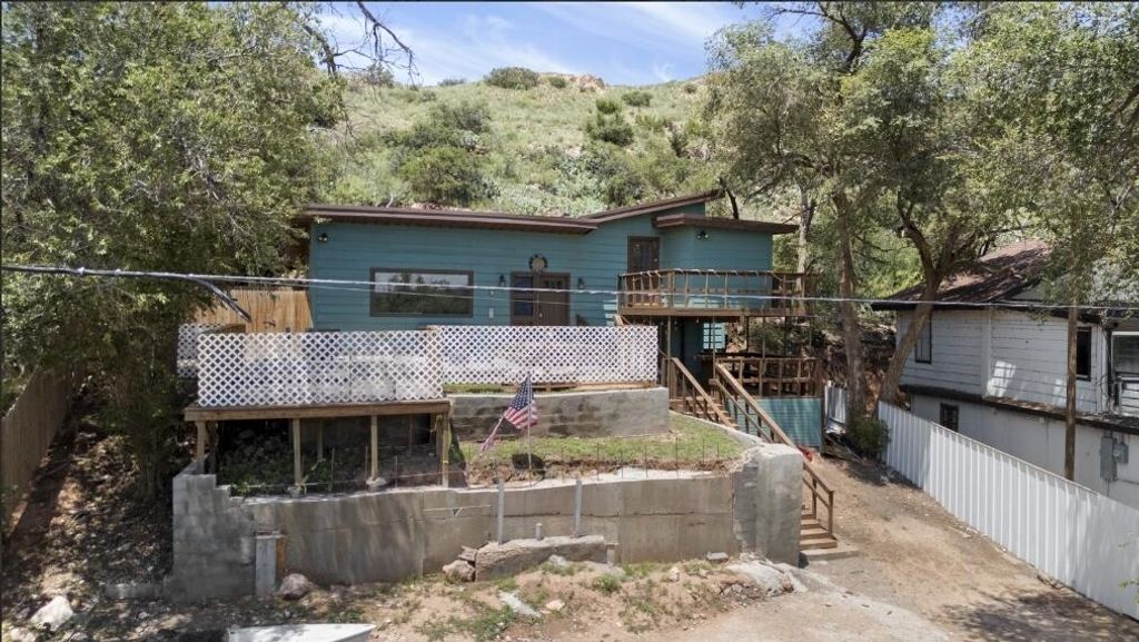 68 Pony Express Trail, Lubbock, TX 79404