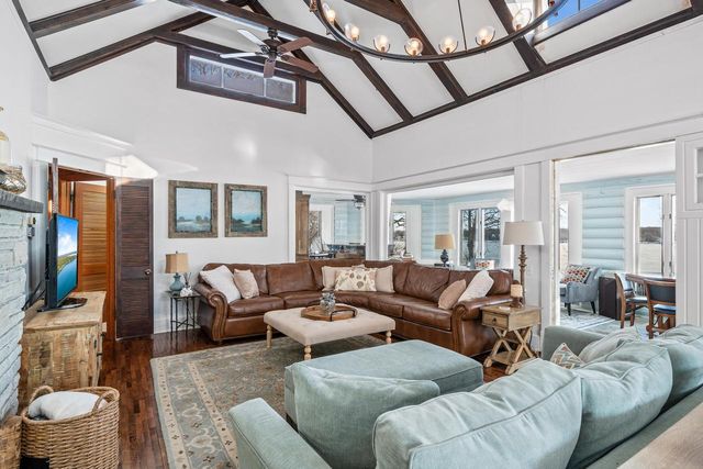 2304 North Shore DRIVE, Delavan, WI 53115