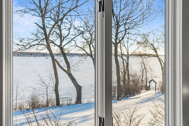 2304 North Shore DRIVE, Delavan, WI 53115