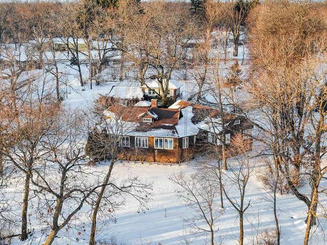 2304 North Shore DRIVE, Delavan, WI 53115