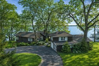 2304 North Shore DRIVE, Delavan, WI 53115