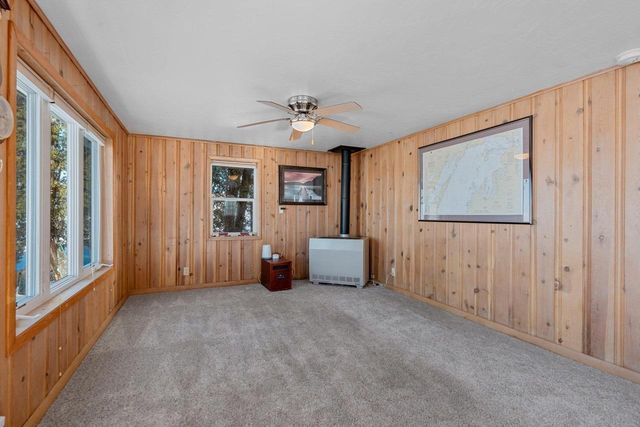 165 SUN N SURF DRIVE, Luxemburg, WI 54217