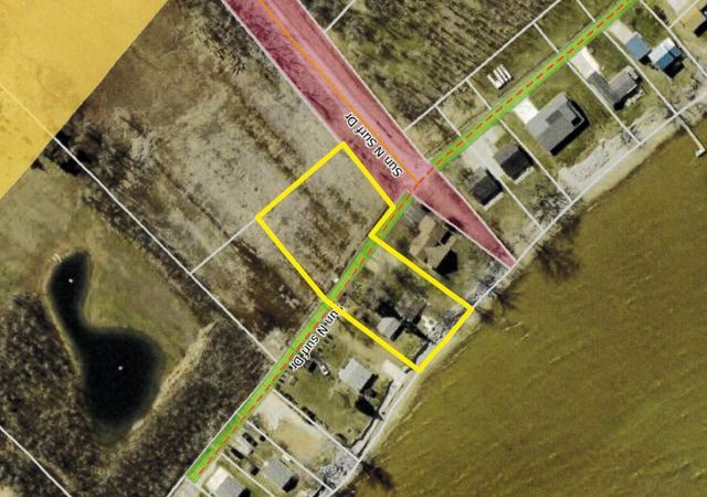 165 SUN N SURF DRIVE, Luxemburg, WI 54217