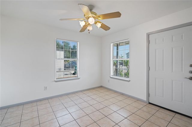 310 Easy St A, Corpus Christi, TX 78418