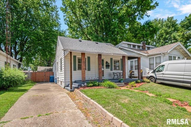 517 S Feldkamp Avenue, Springfield, IL 62704