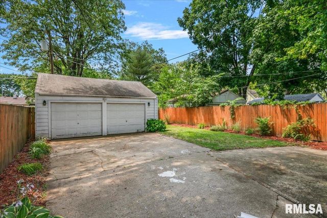 517 S Feldkamp Avenue, Springfield, IL 62704
