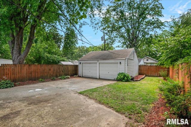 517 S Feldkamp Avenue, Springfield, IL 62704