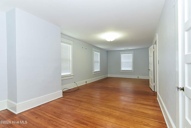 1101 N Market Street, Washington, NC 27889