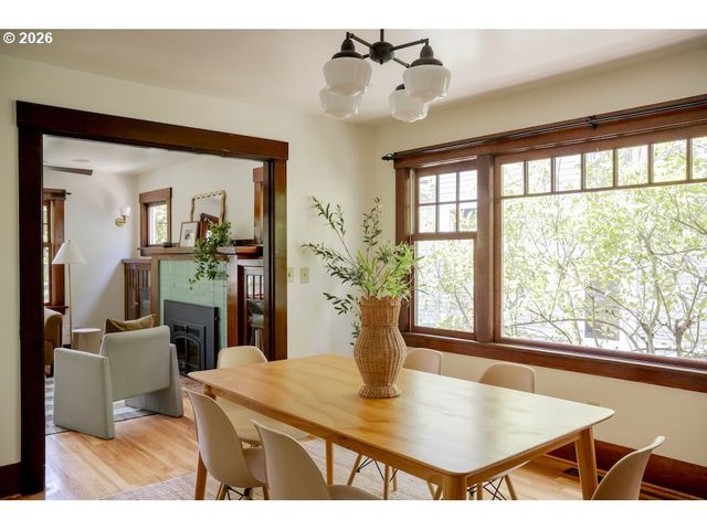 3011 Se TIBBETTS St, Portland, OR 97202