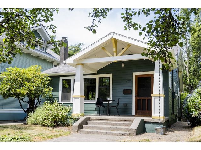 3011 Se TIBBETTS St, Portland, OR 97202