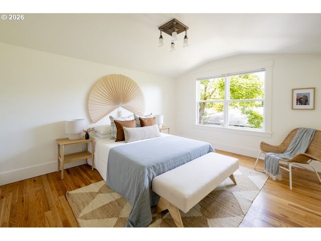 3011 Se TIBBETTS St, Portland, OR 97202