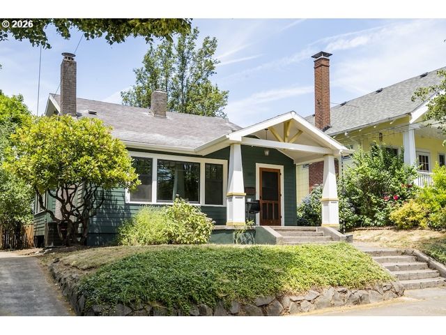 3011 Se TIBBETTS St, Portland, OR 97202