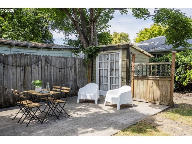 3011 Se TIBBETTS St, Portland, OR 97202