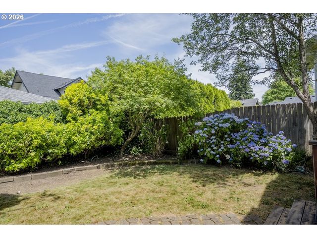3011 Se TIBBETTS St, Portland, OR 97202