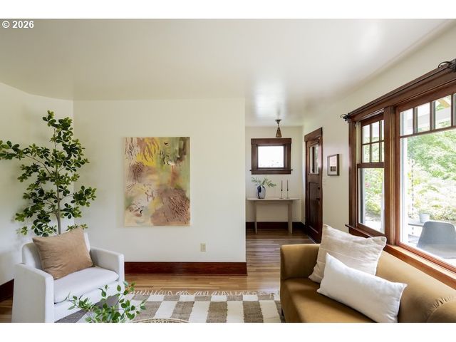 3011 Se TIBBETTS St, Portland, OR 97202