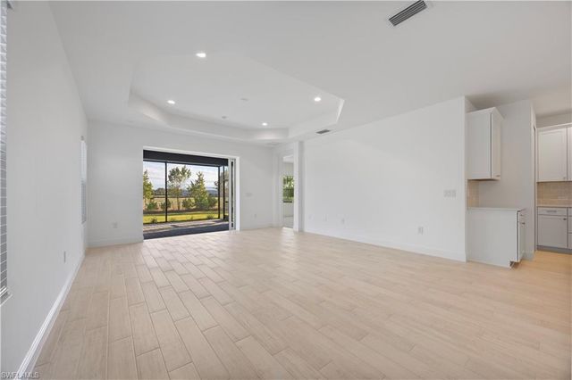 4580 Skysail DR, Naples, FL 34120