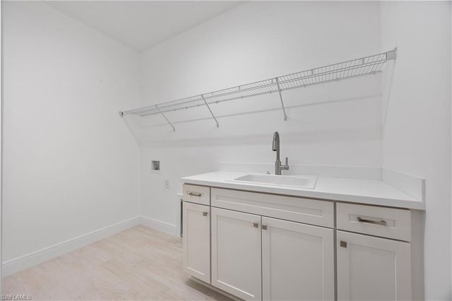 4580 Skysail DR, Naples, FL 34120