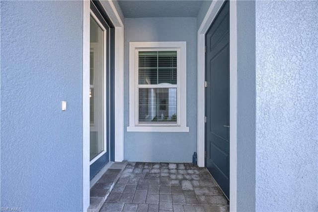 4580 Skysail DR, Naples, FL 34120