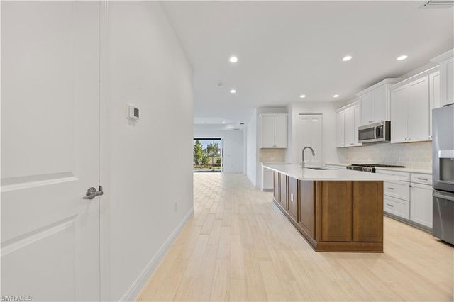 4580 Skysail DR, Naples, FL 34120