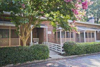 315 Quail Run, Roswell, GA 30076