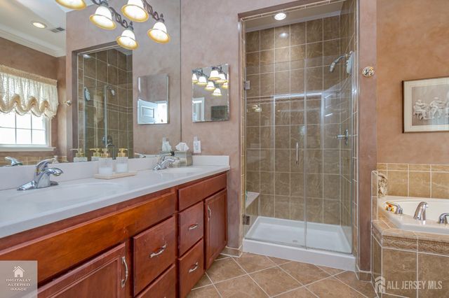 90 Turnberry Drive, Monroe, NJ 08831