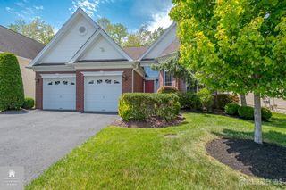 90 Turnberry Drive, Monroe, NJ 08831