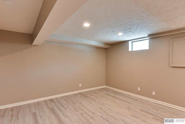 2211 S 166th Street, Omaha, NE 68130