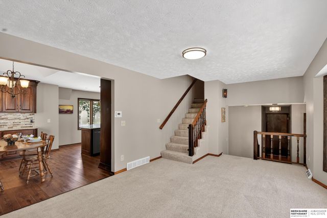 2211 S 166th Street, Omaha, NE 68130