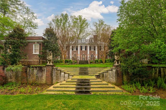 31 Busbee Road, Asheville, NC 28803