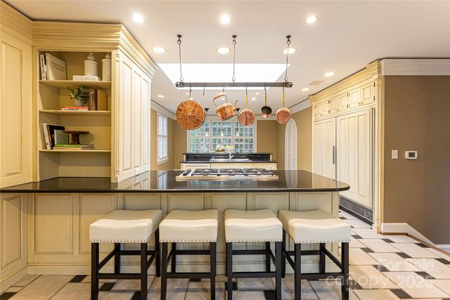 31 Busbee Road, Asheville, NC 28803