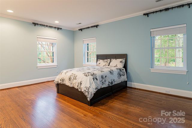 31 Busbee Road, Asheville, NC 28803