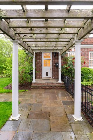 31 Busbee Road, Asheville, NC 28803