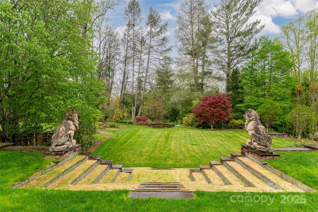 31 Busbee Road, Asheville, NC 28803