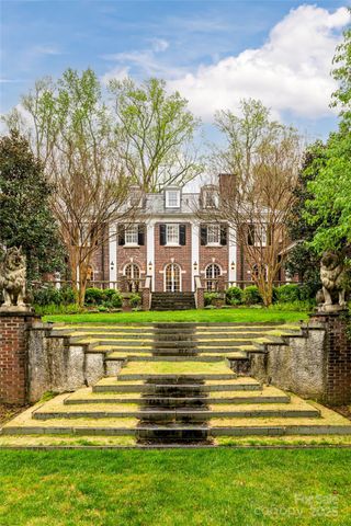 31 Busbee Road, Asheville, NC 28803