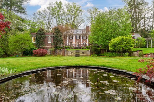 31 Busbee Road, Asheville, NC 28803