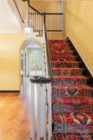 31 Busbee Road, Asheville, NC 28803