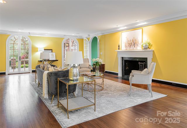 31 Busbee Road, Asheville, NC 28803