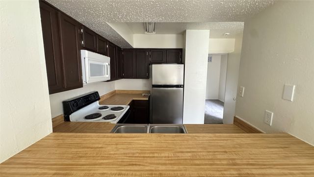9833 Walnut Street 201, Dallas, TX 75243