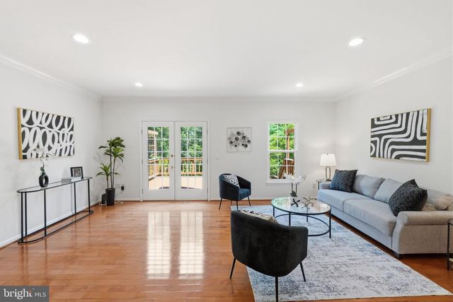 6052 KESTNER CIR, Alexandria, VA 22315