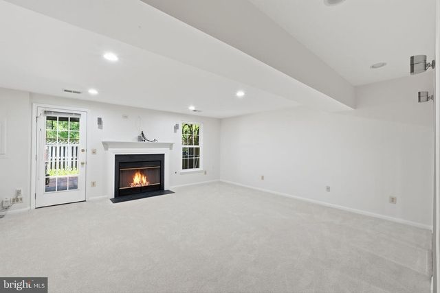 6052 KESTNER CIR, Alexandria, VA 22315