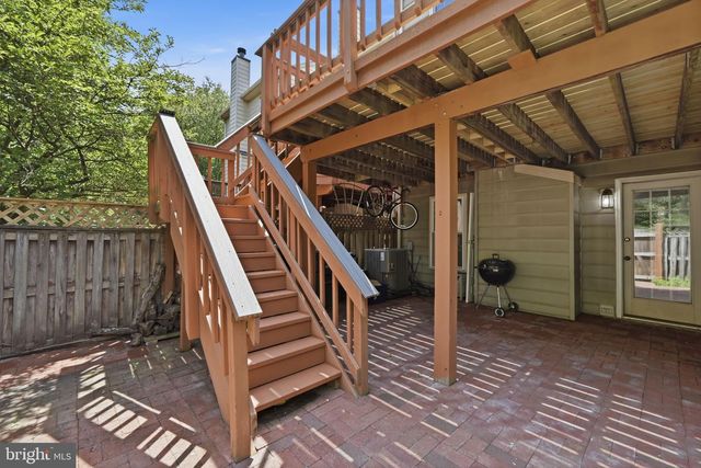 6052 KESTNER CIR, Alexandria, VA 22315