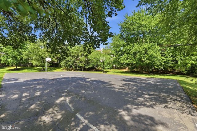 6052 KESTNER CIR, Alexandria, VA 22315