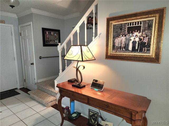 64 Hickory Hill Road, Amherst, NY 14221