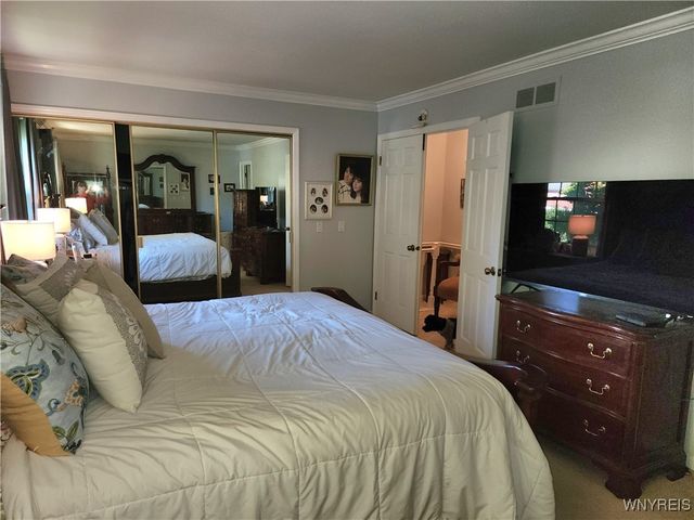 64 Hickory Hill Road, Amherst, NY 14221