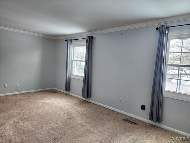 64 Hickory Hill Road, Amherst, NY 14221