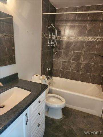 64 Hickory Hill Road, Amherst, NY 14221