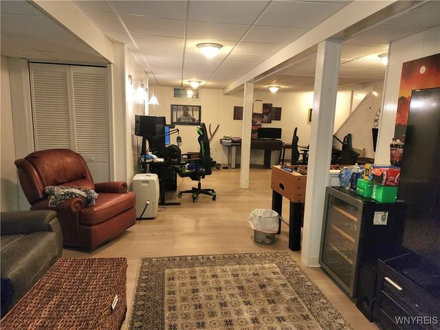 64 Hickory Hill Road, Amherst, NY 14221