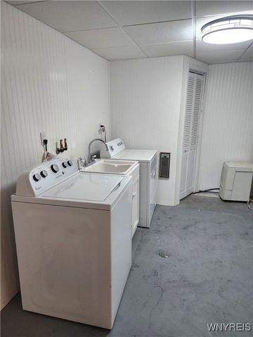 64 Hickory Hill Road, Amherst, NY 14221